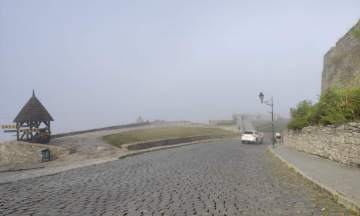 Фортеця в тумані