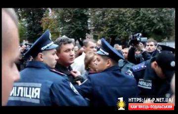 Про кам'янецьких тітушок