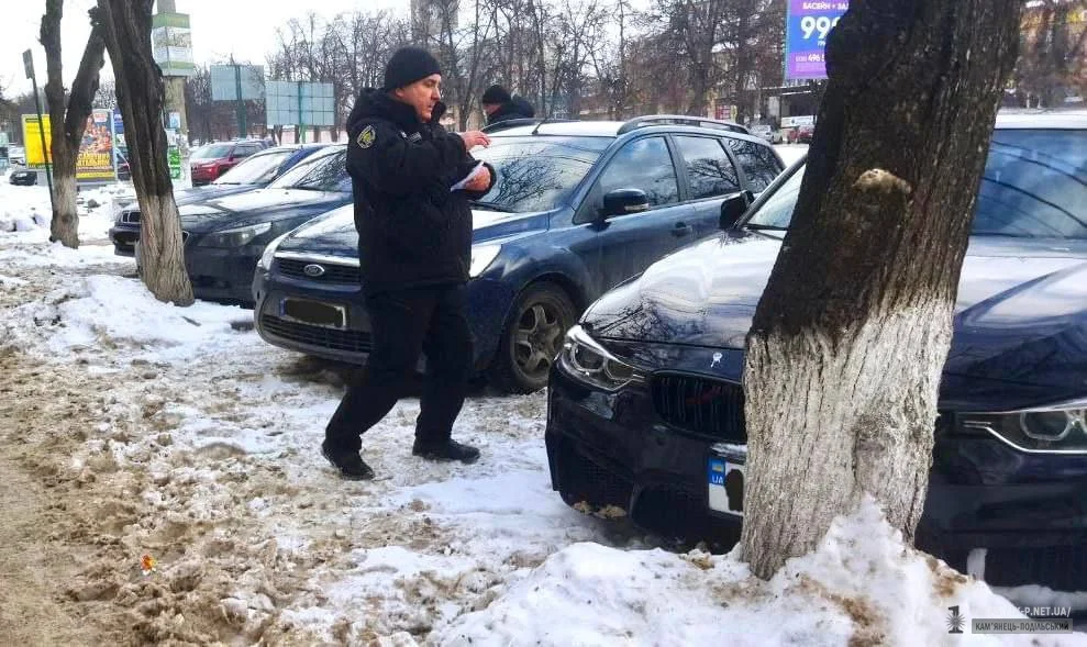 В Кам'янці-Подільському запрацювала інспекція з паркування