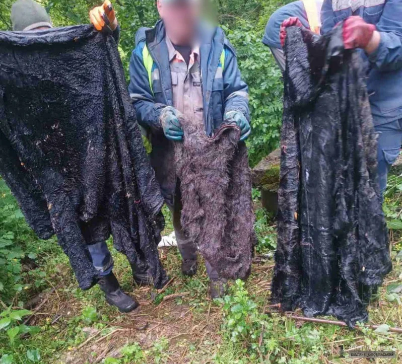 Комунальники знайшли 3 шуби