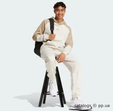 Як обрати чоловічий спортивний костюм Adidas для тренувань і відпочинку