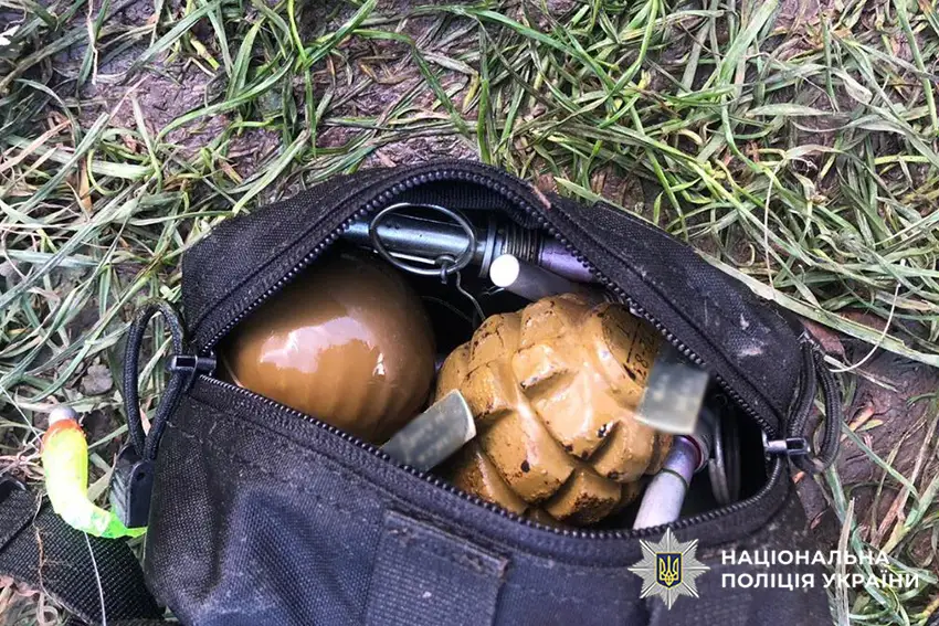 Гранати які зловили рибаки