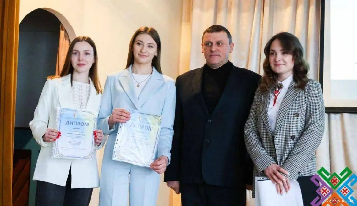 Двоє педагогів з Камʼянеччини стали Учителем року 2026