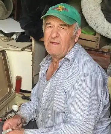 дід Толя з Камянця