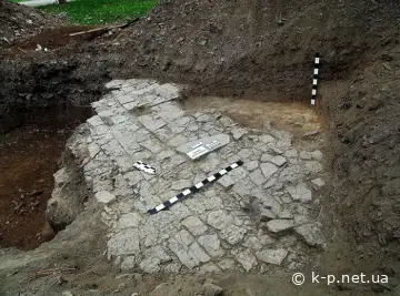 Найдавніша міська бруківка в Україні.